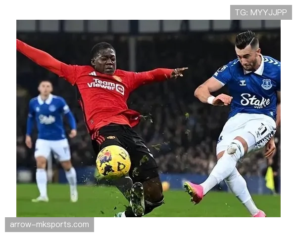 维蒂尼亚与德克兰·赖斯：防守能力及中场拦截效率对比分析