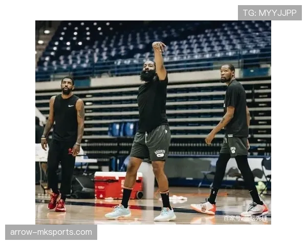 线内线外判罚的关键细节有哪些，裁判如何精准判定？